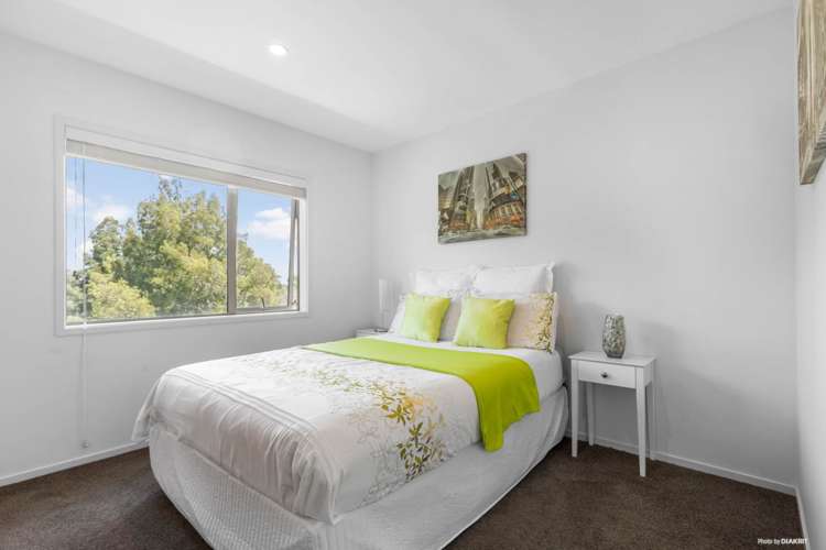 10 The Knoll Greenhithe_14