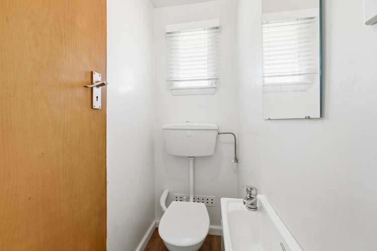 10 Torquay Place Bryndwr_18