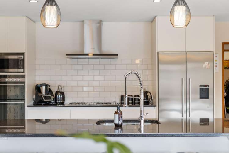 401 Aubrey Road Wanaka_9