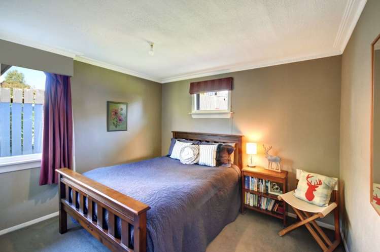 21 Elwyn Crescent Green Island_11