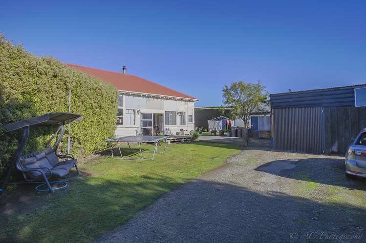 5 Main Road Pleasant Point_22