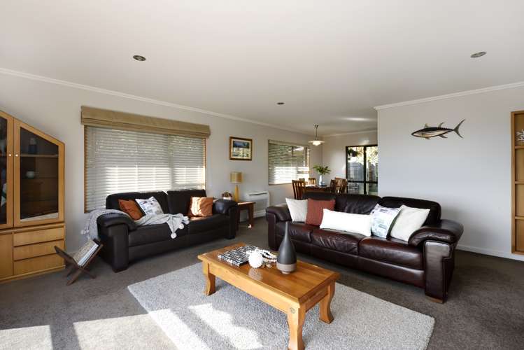 10 George Kidd Street Richmond_24