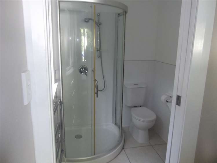 1 Mozeley Avenue Devonport_6