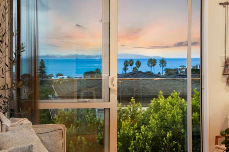 89e William Bayes Place Red Beach_2