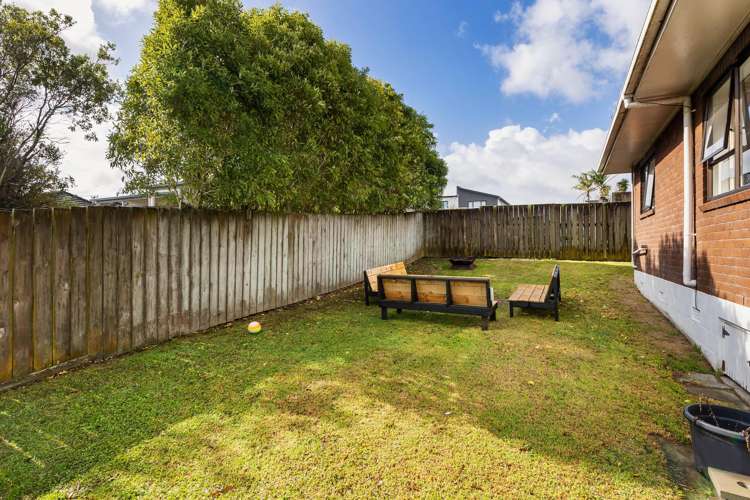 3/6 Harding Avenue Te Atatu South_16