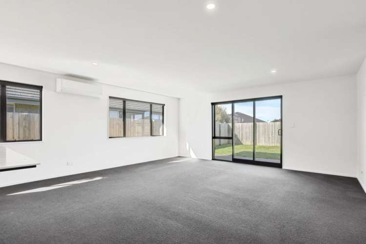 4 Shrimpton Avenue Woodend_7