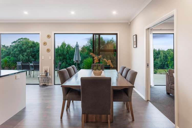 42 Leebank Crescent Riverhead_7