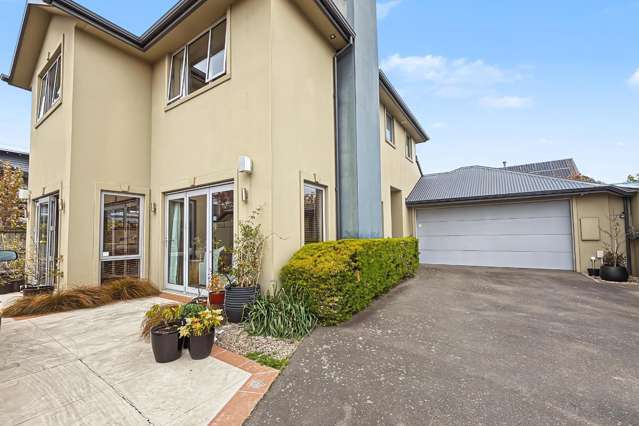 Spacious Family Home in Prime Merivale Location