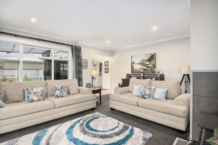 18 Lucy Murcott Place Stoke_4