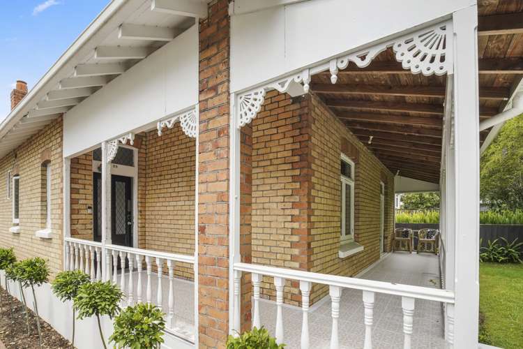 26 Seabrook Avenue New Lynn_17