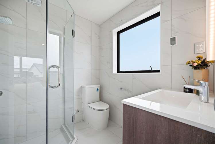 20 Headsail Drive Long Bay_14