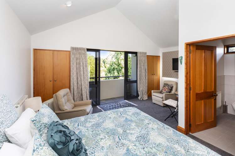 257 Cathedral Road Gore Bay_27