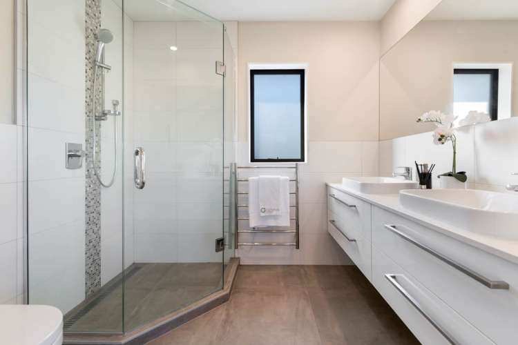 112b Gracechurch Drive Flat Bush_16