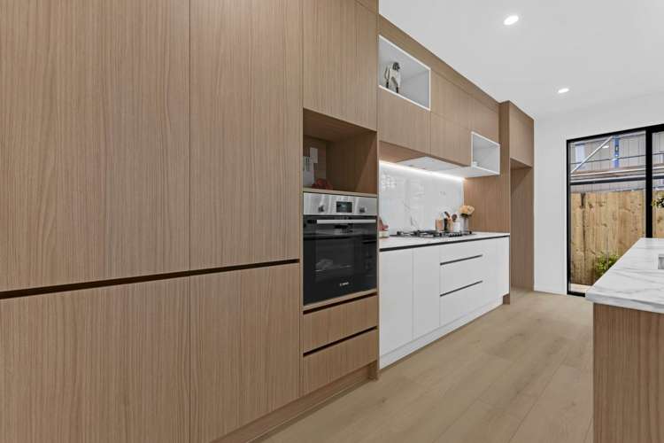 Lots 1-3, Tomintoul Place Highland Park_16