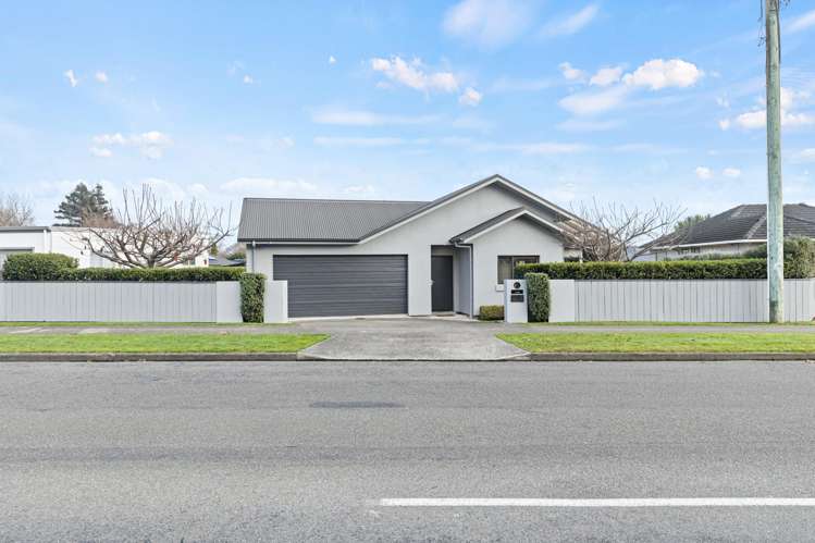 2 Pharazyn Street Feilding_18