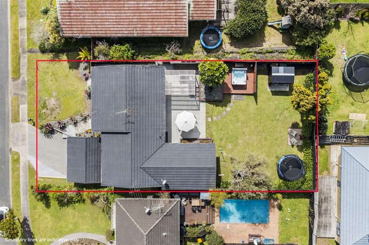 8 Quibray Place Botany Downs_35