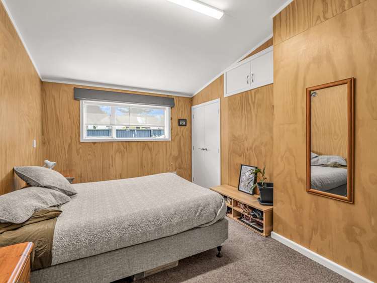 4 London Street Dannevirke_15
