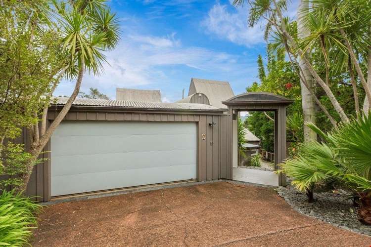 28 Oruamo Place Beach Haven_0