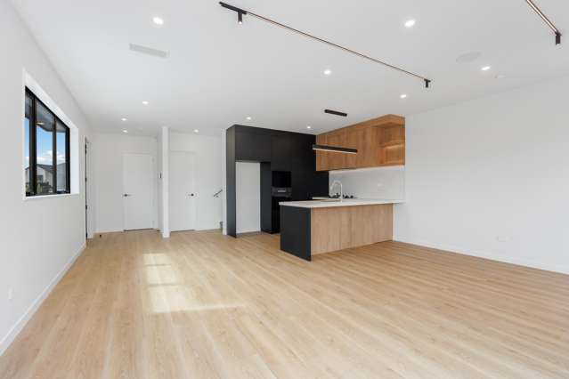 80E Tukutata Crescent Milldale_3