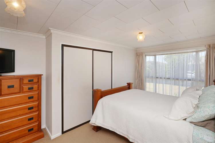 53 Blankney Street Hornby_10