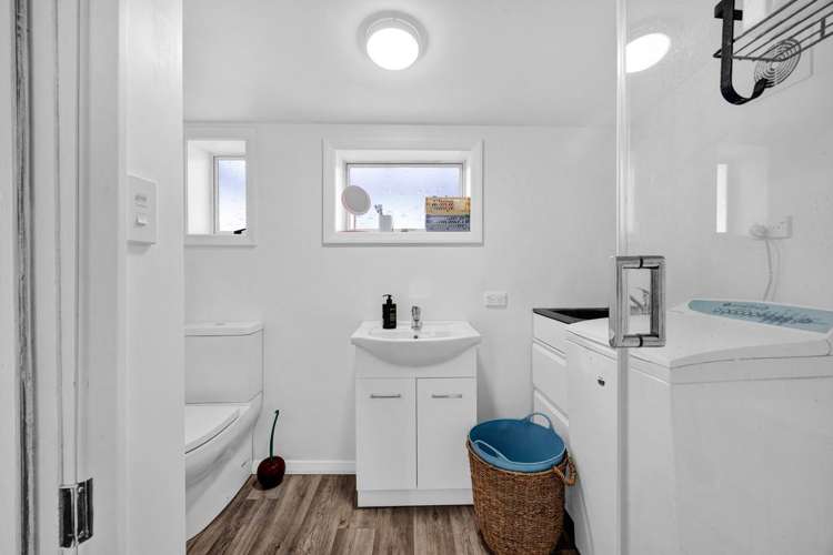 10 Hira Street Hawera_9