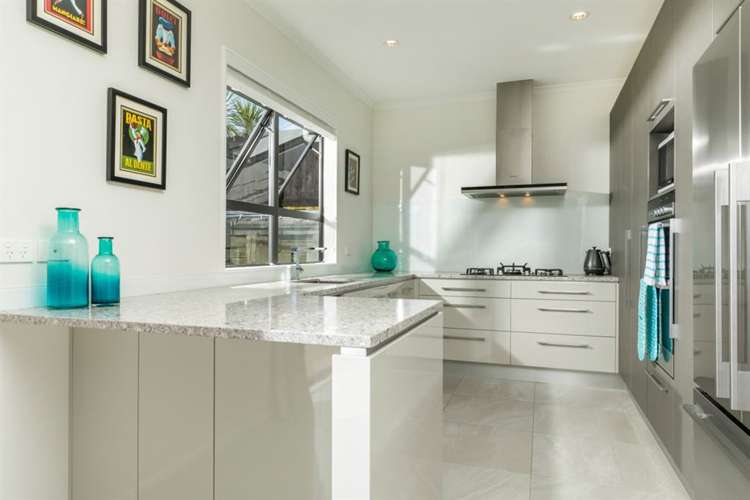 88 Mackay Drive Greenhithe_7