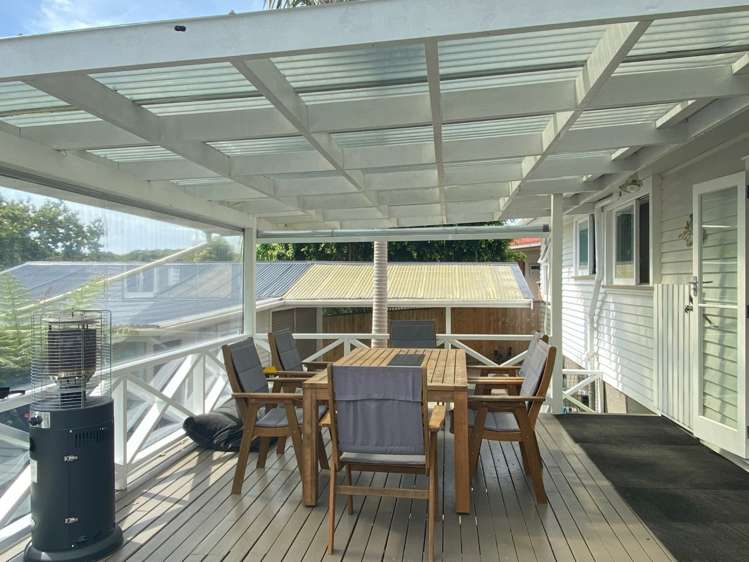 50 Sylvan Crescent Te Atatu South_13