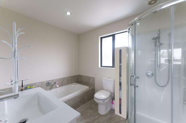 30 Worsleys Road Cracroft_16