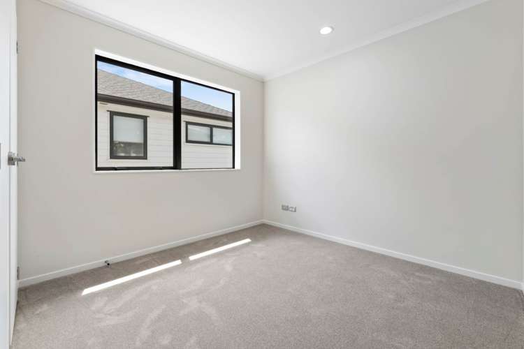 20 Drumnaconagher Road Flat Bush_15