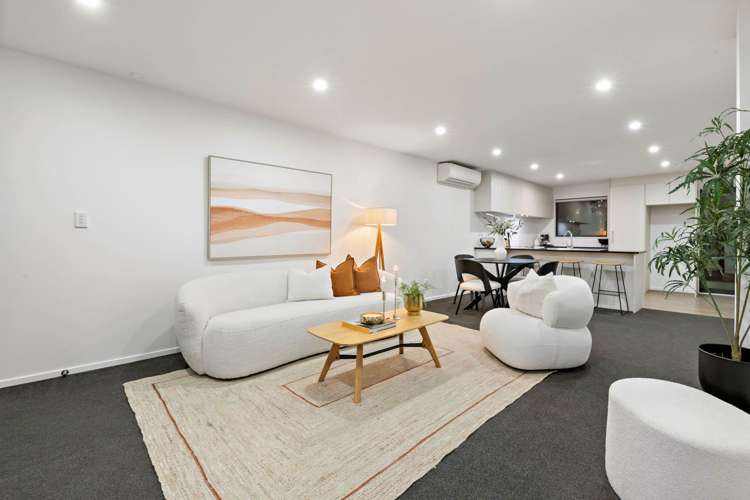 7b Mavis Place Beach Haven_10