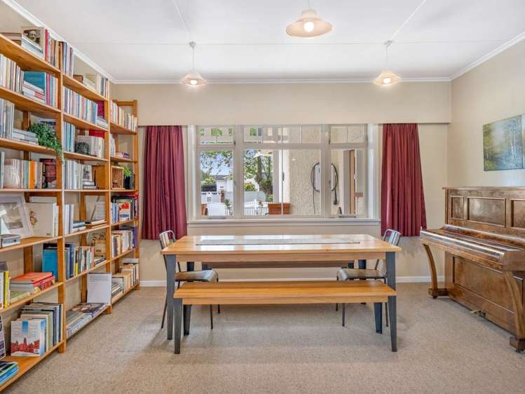 17 Godwin Crescent College Estate_6