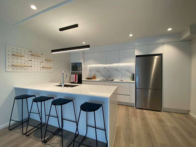 2/8 Dock Street Auckland Central_1