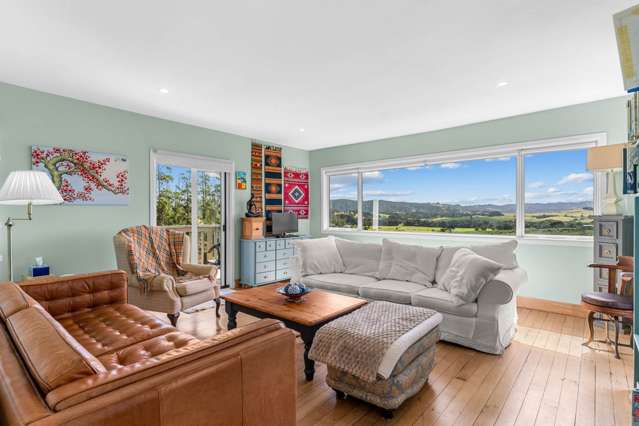 Meticulously Refurbished Lifestyle Haven