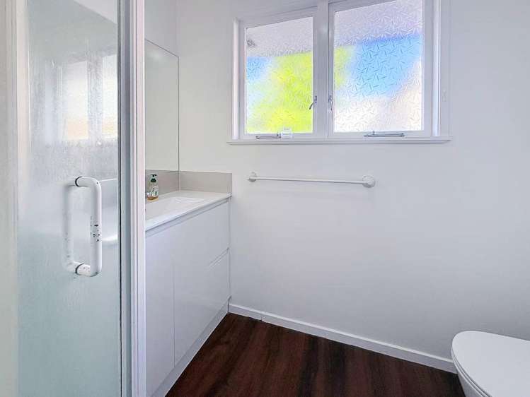 1/62c Te Atatu Road Te Atatu South_12