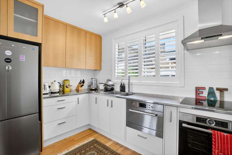 2/35 Rangitoto Terrace Milford_7