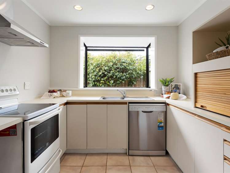 9A Page Place Hamilton East_2