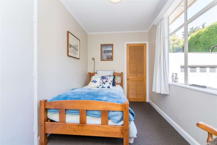 1 Saint Ronans Road Macandrew Bay_14