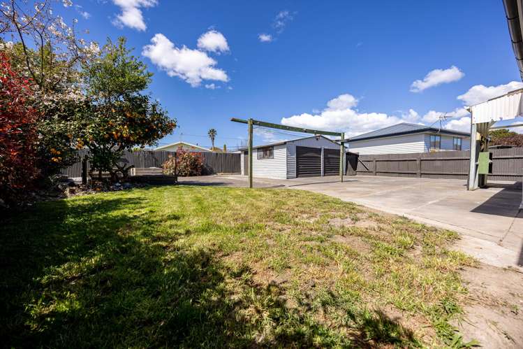 23 McLaren Crescent Onekawa_12