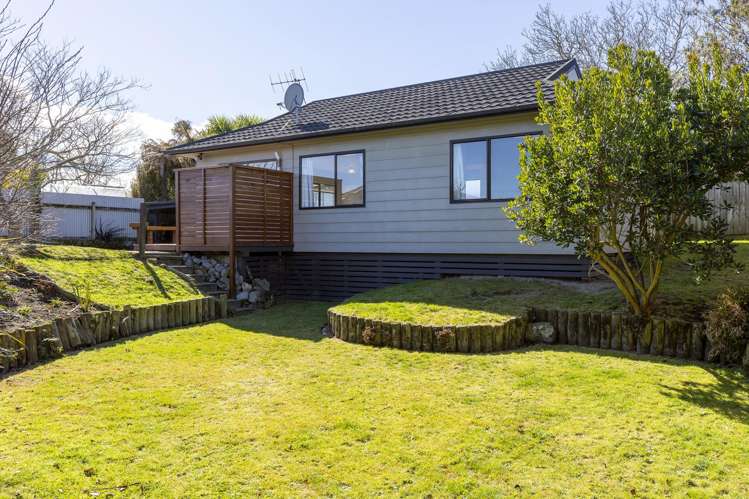2/10 Koha Road Town Centre_30