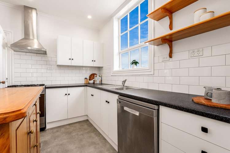 379 Adelaide Road Newtown_10