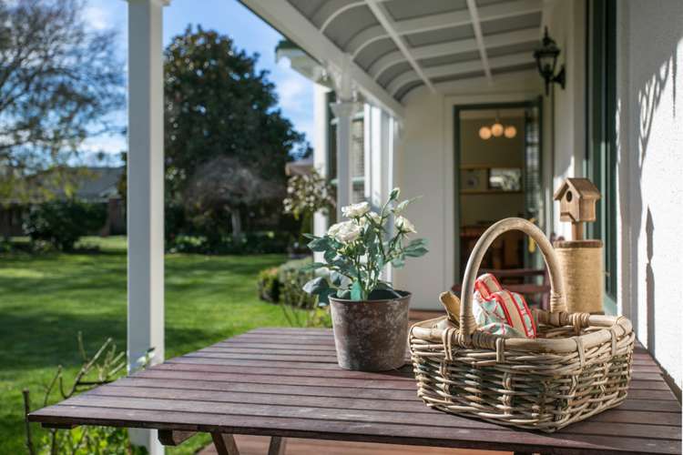 19 Cowley Drive Leamington_16