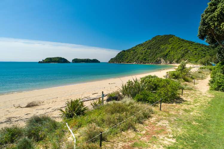 14 Peninsula Road Takaka_19