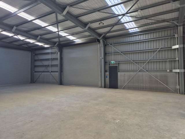 2/61 Mill Road Coastlands_4