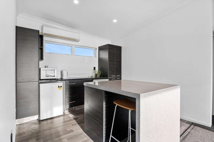 11B Willow Avenue Hannahs Bay_16