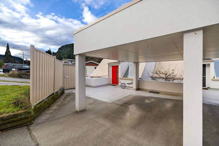 35a Robins Road Queenstown_19