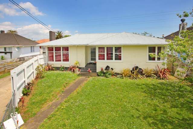 1/10 Fisher Crescent Otara_1