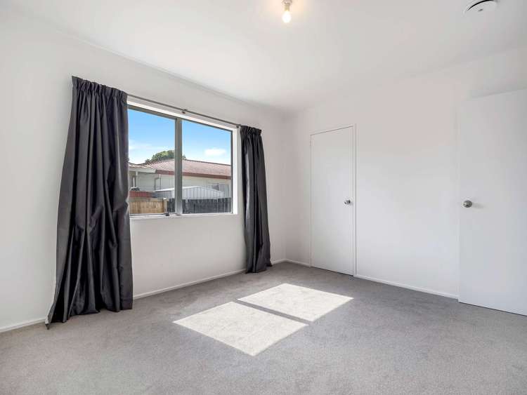 20b Kentucky Crescent Nawton_15