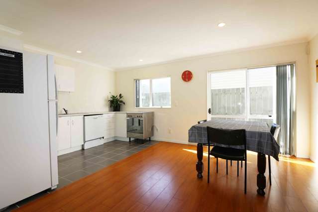 9/109 Church Street Onehunga_4