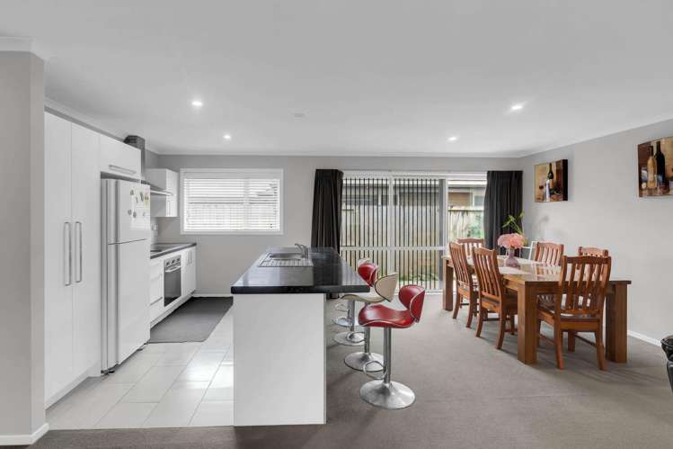 17 Teatree Close Huntington_6