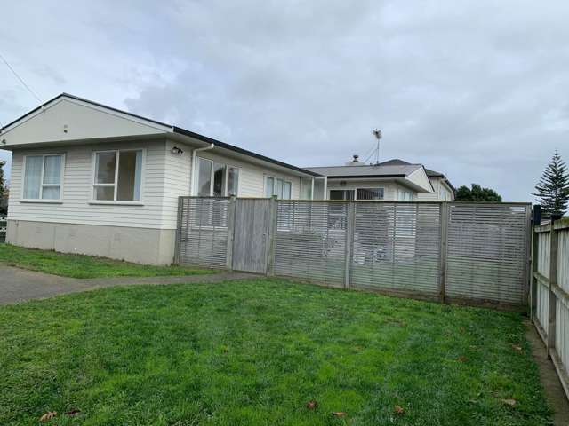 Spacious Three Bedroom Family Home in Mt Welli...